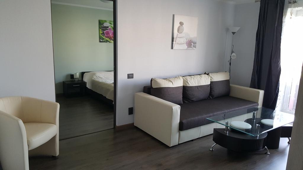 L.E.C. Travel Apartments Βέντσπιλς Εξωτερικό φωτογραφία